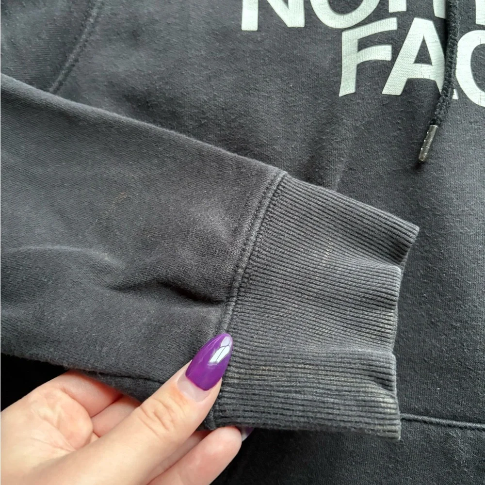 The North Face Black Hoodie • Size Large - Picture 6 of 6
